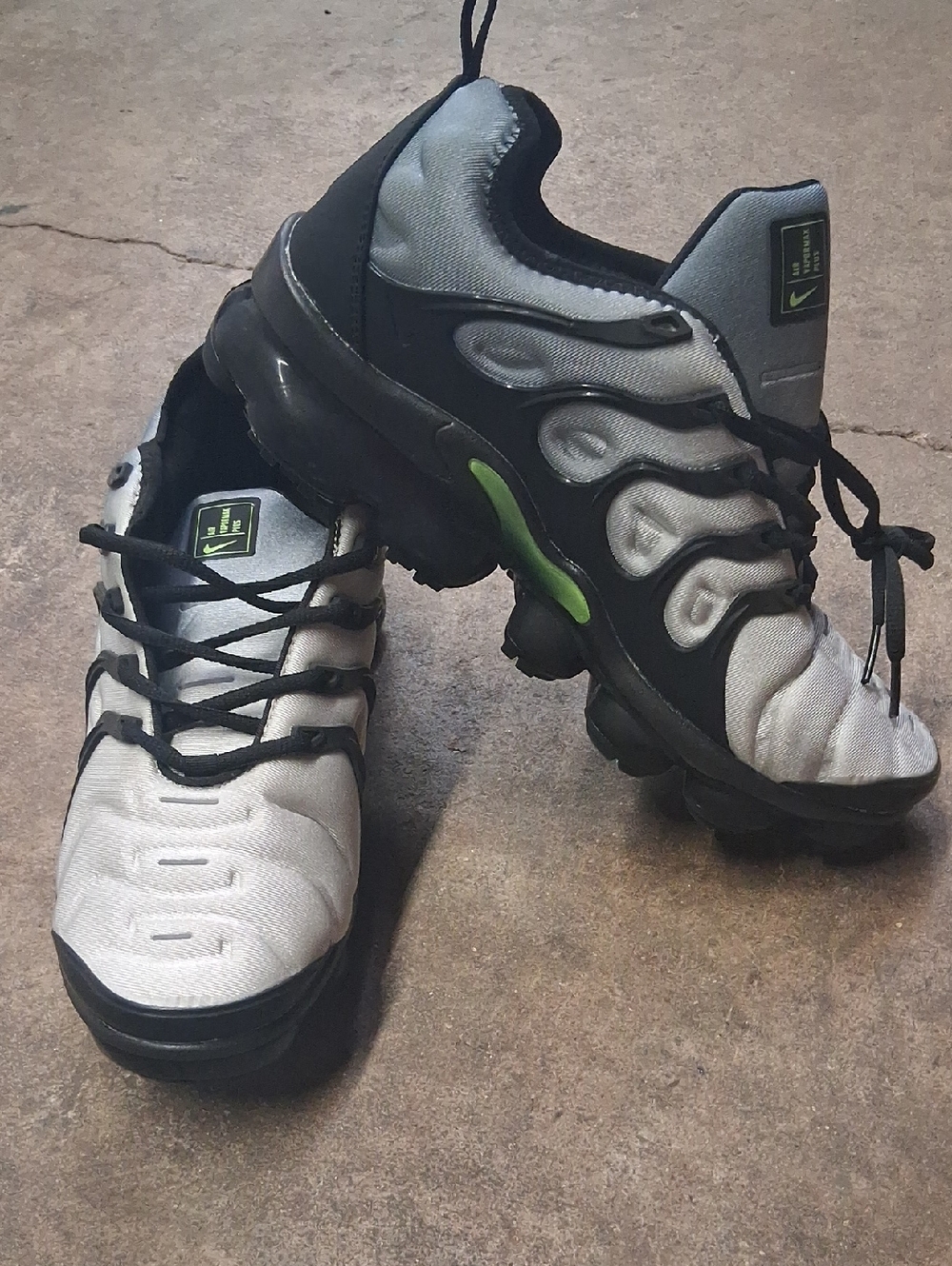 NWOT Mens Nike Air VaporMax Plus 'Neon 95' Size 9.5